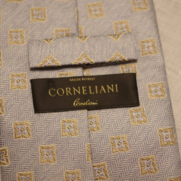 CORNELIANI Italy Silk Light Blue /beige SQUARES MOTIF Tie - necktie 61" x 3.75" - Picture 4 of 6